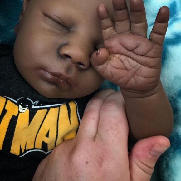 **Reserve** Realborn Reborn Baby Dominic - Picture 9 of 9